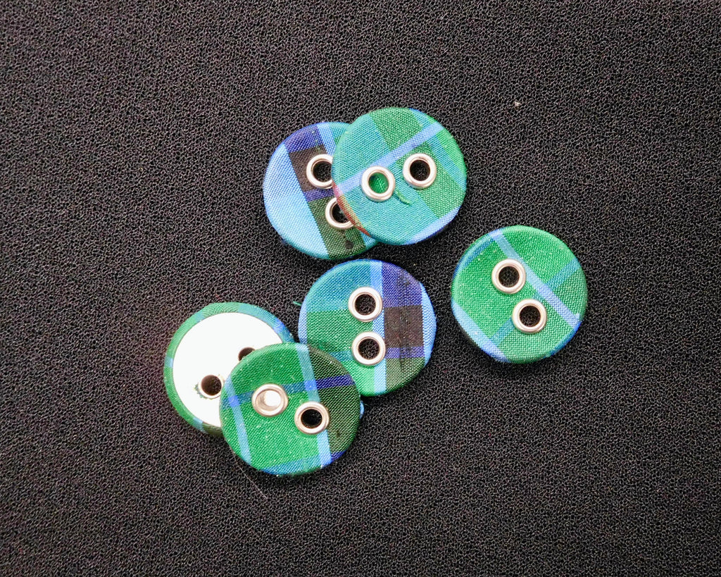 Tartan Buttons, Bag of 6