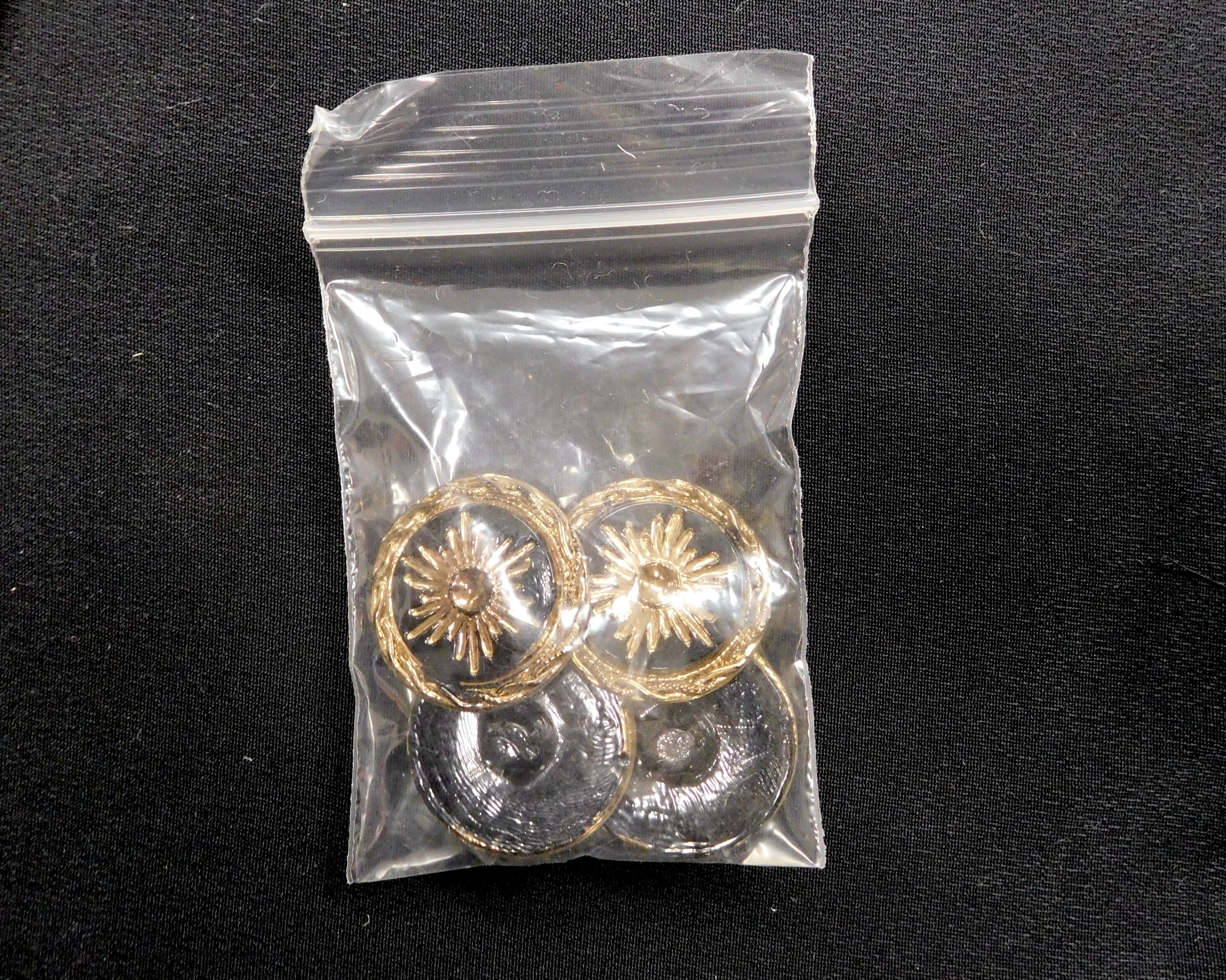 Circular Patterned Button,Gold/Black, Bag of 4