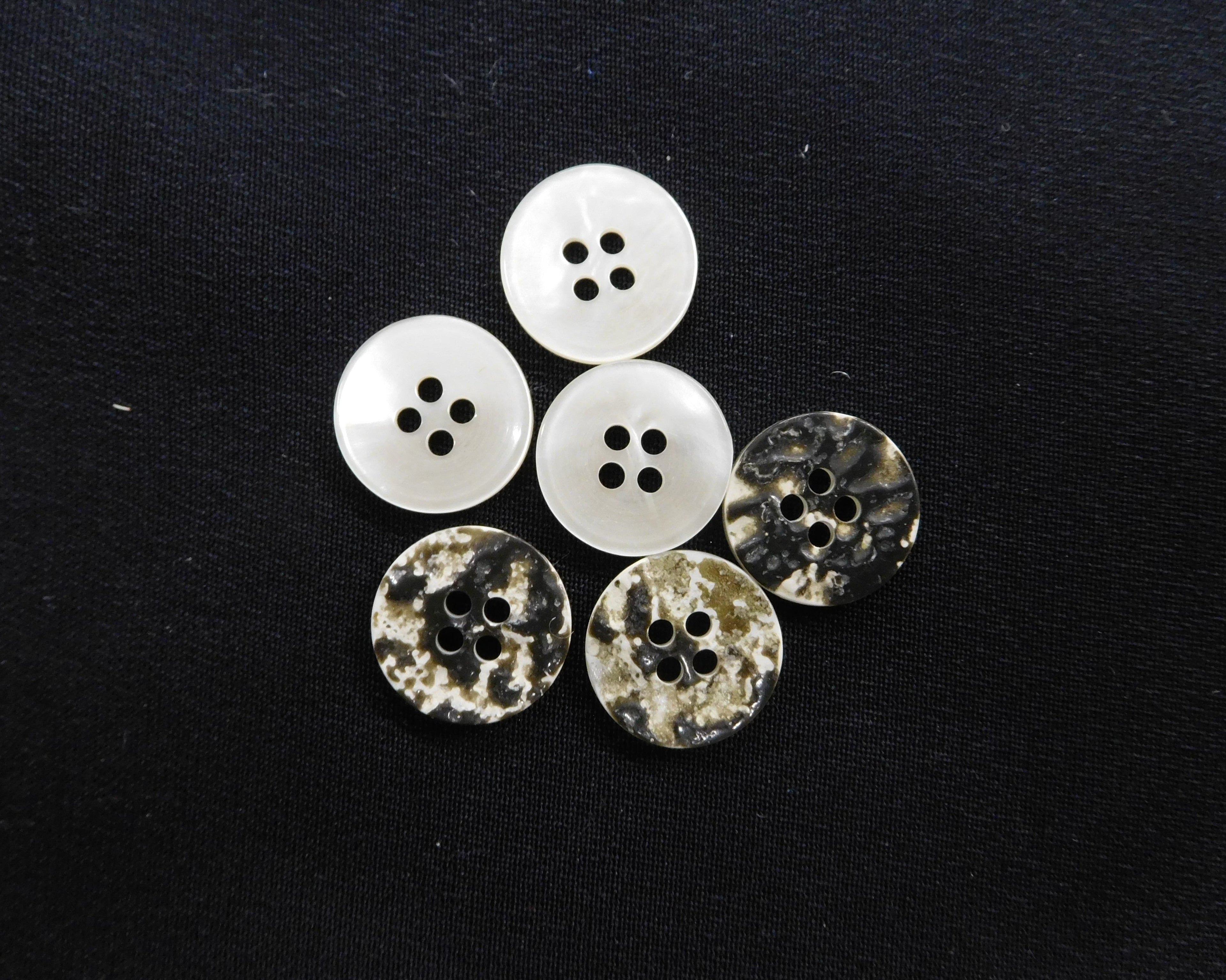 Circular Buttons, White/Brown, Bag of 6