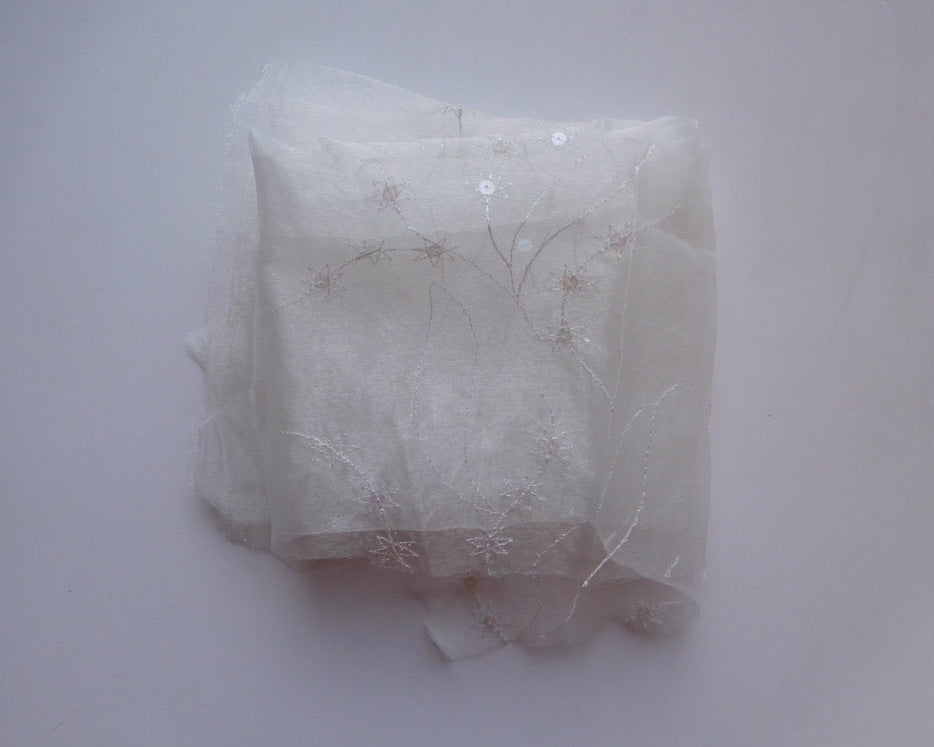 Embroidered Organza, Stars, White with Sequinned Thread (75cmx60cm)