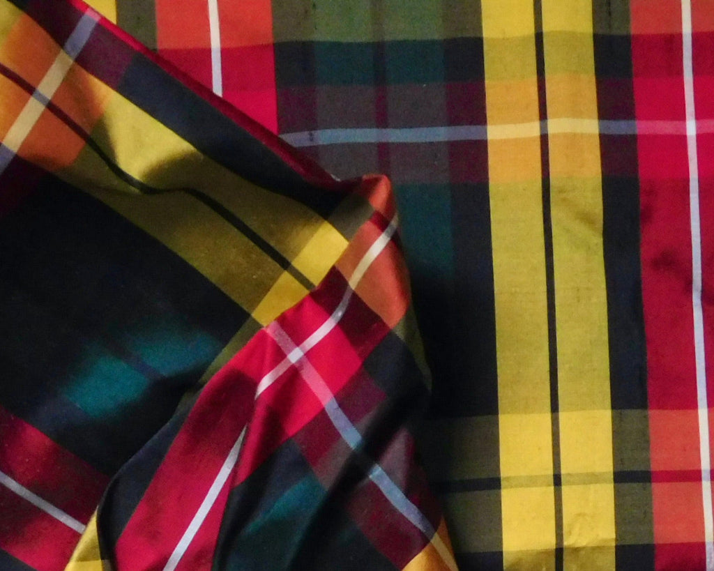 Tartan, (120cm x 100cm) Designer Offcuts