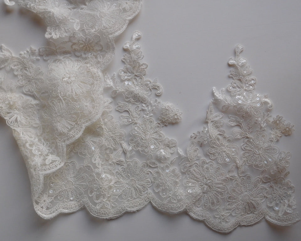 Beaded and Sequined White Appliqué Trim, (+1 Metre trim pieces) Designer Offcuts
