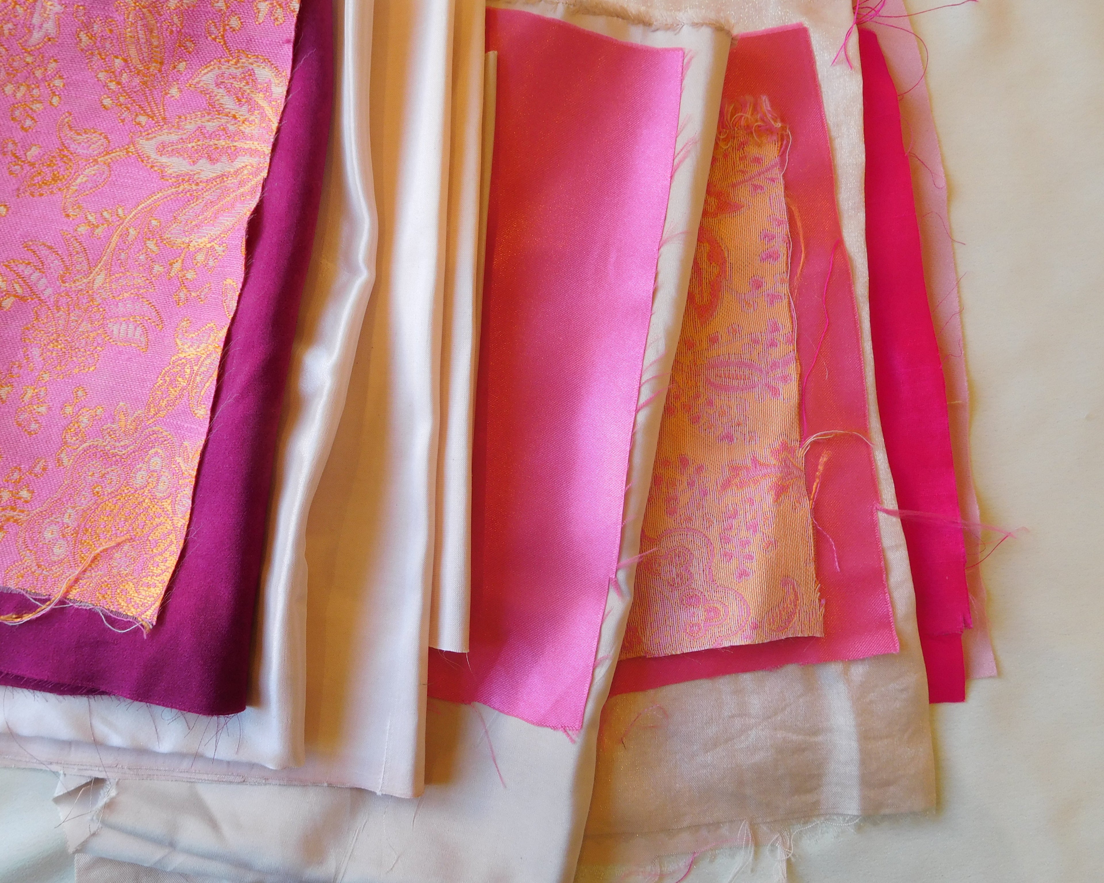 Surprise Fabric Bundle, Assorted Colour Palettes