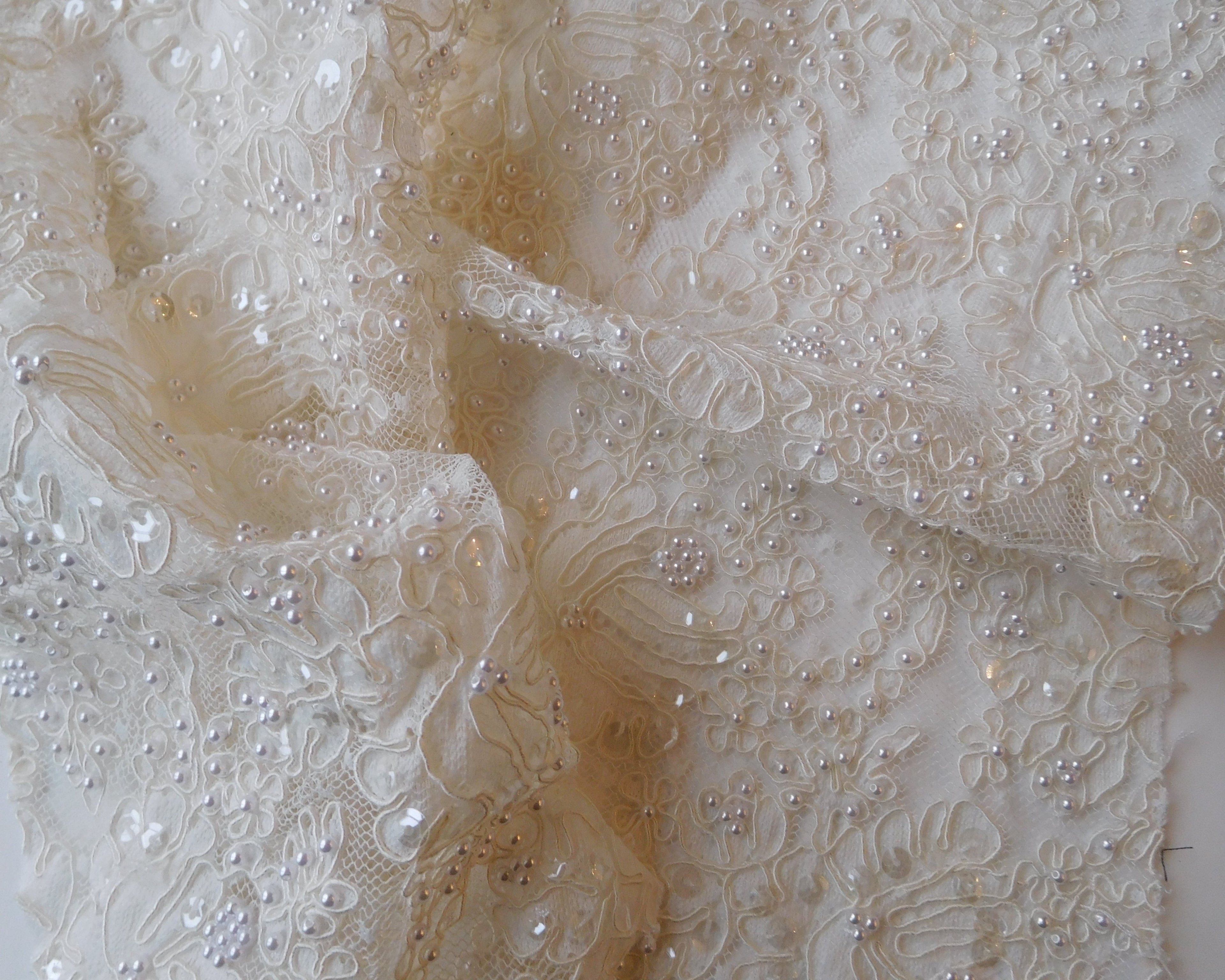 Embroidered Pearled Lace, White, Remnant (47cmx34cm)