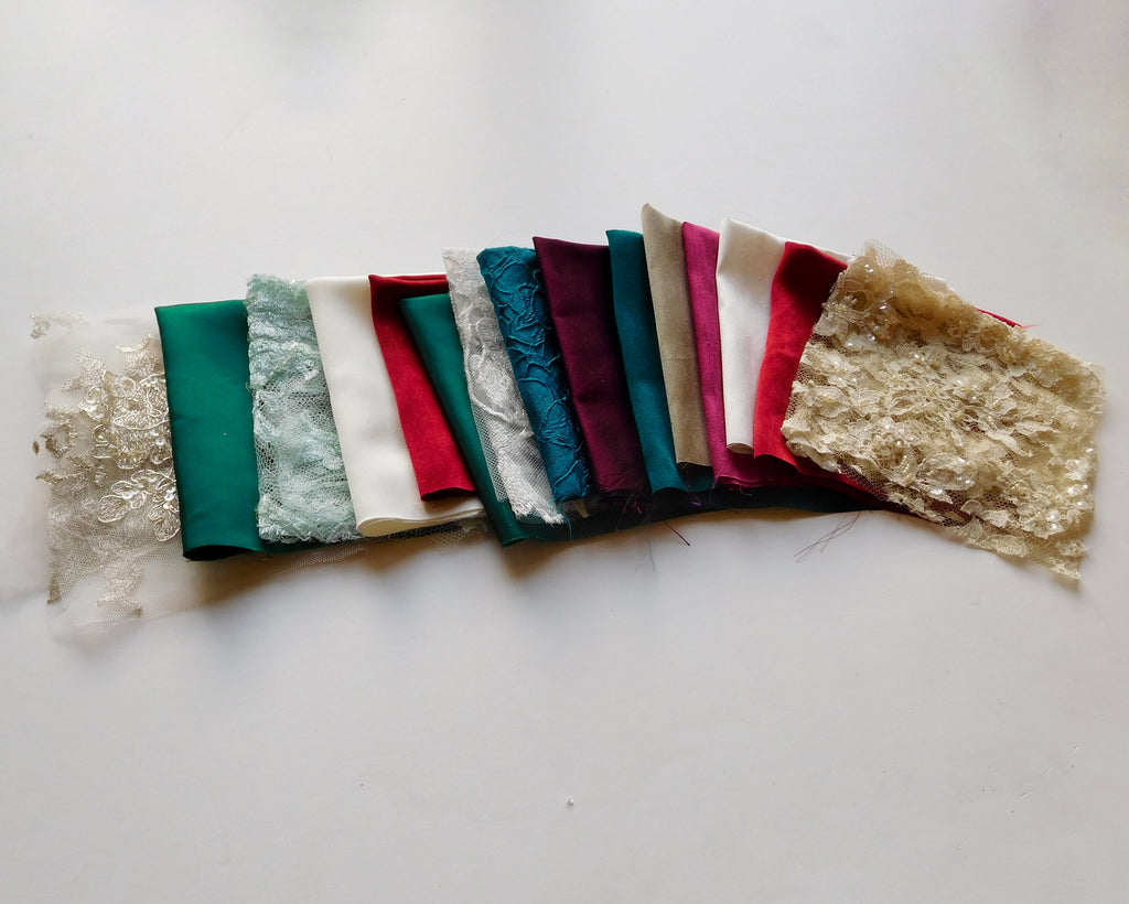 Festive Christmas Colors Collection, 10 Fat Quarters